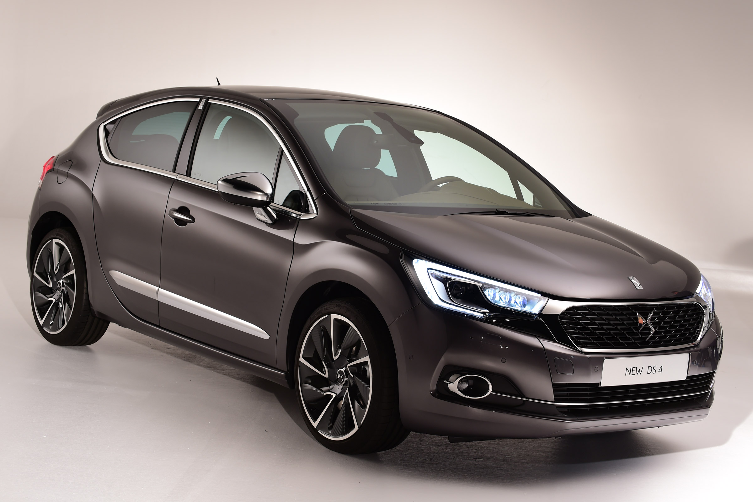 New DS 4 set to rival Audi A3 & BMW 1 Series  Auto Express