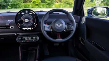 MINI JCW Electric - dash