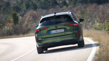 Vauxhall Astra Sports Tourer - rear full width