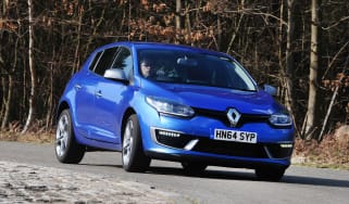 Renault Megane GT 220 - front cornering