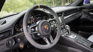 Porsche 911 GT3 RS - interior