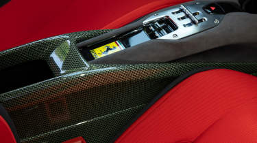 Ferrari SC40 - centre console