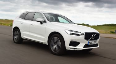 Volvo XC60 T8 - front action