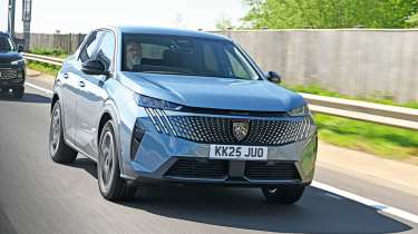 Peugeot 3008 - front