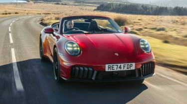 Porsche 911 Cabriolet - front roof down tracking