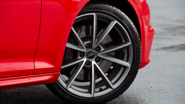 Audi S4 - front wheel detail