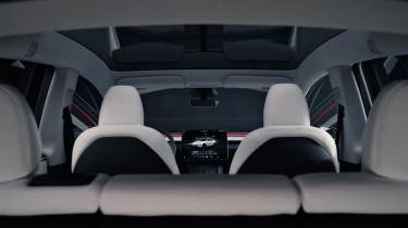 Tesla Model Y facelift - seats