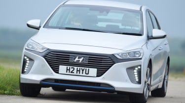 Hyundai Ioniq - front cornering