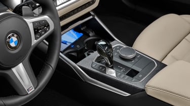BMW 3 Series Touring - studio transmission