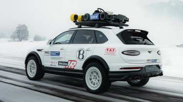 Bentayga X Concept - dynamic rear 3/4