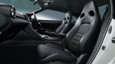 2022 Nissan GT-R -
