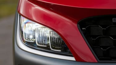 New Hyundai Kona Hybrid 2021 review - headlight