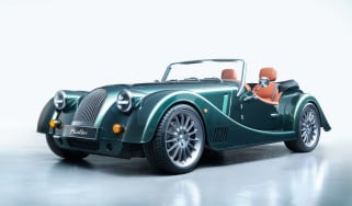 Morgan Plus Six - green front
