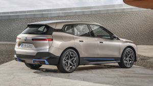BMW%20iX%20SUV%202020-3.jpg