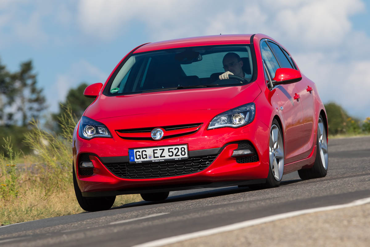 Vauxhall Astra Biturbo Auto Express