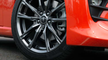 Toyota GT86 Orange Edition - wheel