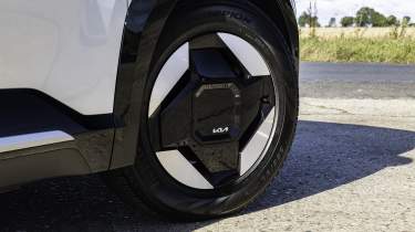 Kia EV9 - alloy wheels 