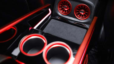 Brabus P 900 Rocket Edition - cup holders