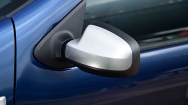 Dacia Sandero - wing mirror