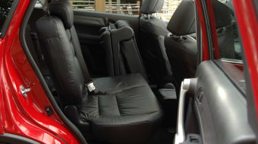 Honda CR-V i-CTDi EX rear seats