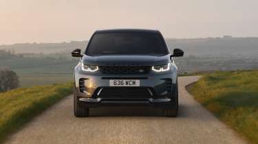 Land Rover Discovery Sport - front action