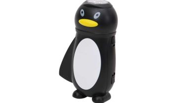 Uni-Com Wind Up Penguin Torch