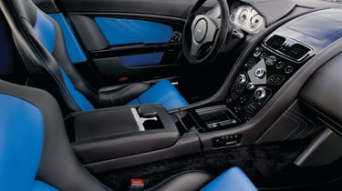 Aston Martin V8 Vantage 2016 interior