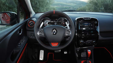 Renaultsport Clio 200 EDC Lux interior
