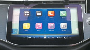 Mercedes E-Class touchscreen displaying apps