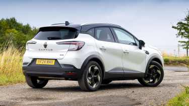 New Renault Captur - rear static 