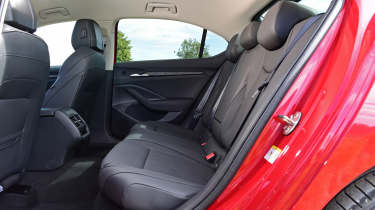 Skoda Superb SE L 2.0 TDI 150PS - rear seats