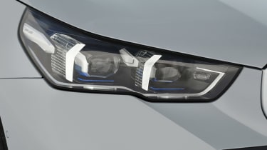 BMW i5 - front light