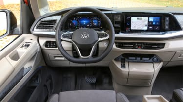 Volkswagen Multivan eHybrid - interior