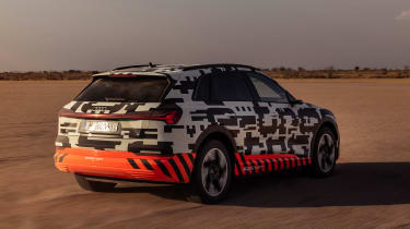 Audi e-tron Prototype review - rear tracking