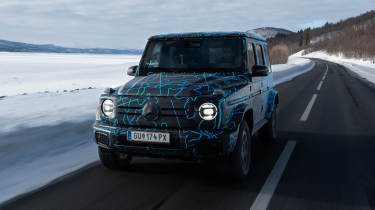 Mercedes-Benz G 580 - front tracking