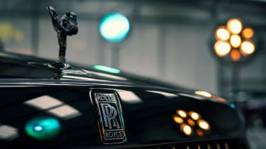 Rolls-Royce Black Badge Ghost - badge