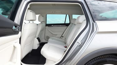 VW Passat Alltrack 2015 rear seats