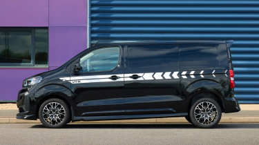 Citroen Dispatch VTR - side