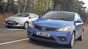 Kia Pro_cee'd vs Renault Megane header