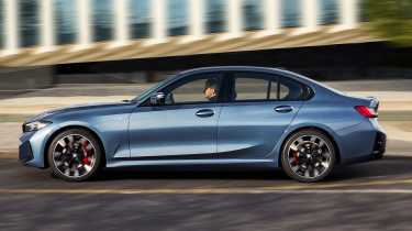 BMW 3 Series Facelift dynamic side shot