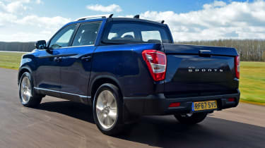 SsangYong Musso - rear