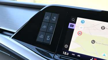 Volkswagen California - infotainment screen and side door operating buttons 