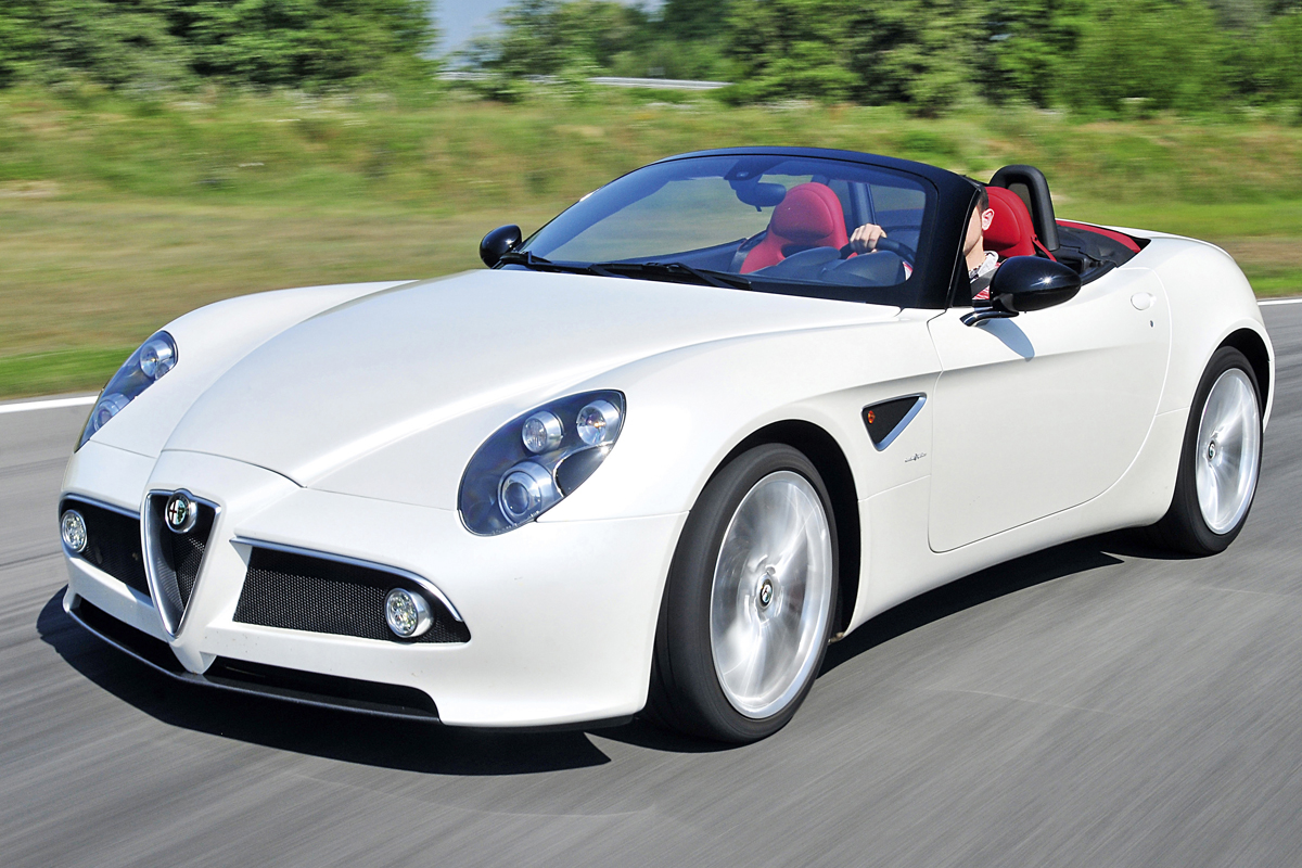 Alfa Romeo 8C Spider | Auto Express