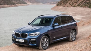 BMW X3 - front static off-road