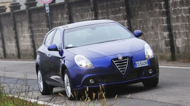 Alfa Romeo Giulietta Front action