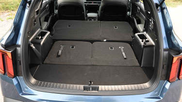 Kia Sorento - rear seats folded