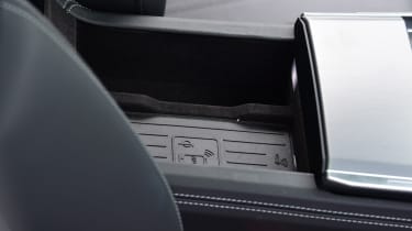 Audi A7 Sportback - wireless charging