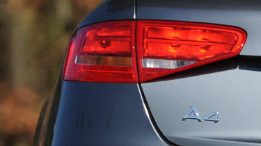 Audi A4 2.0 TDIe SE badge