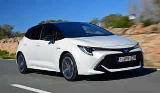 Toyota Corolla - front