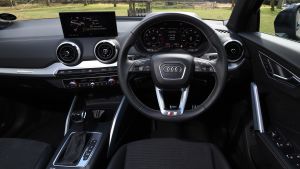 Audi Q2 35 TFSI long-termer - dash